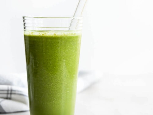 Kale pineapple green smoothie