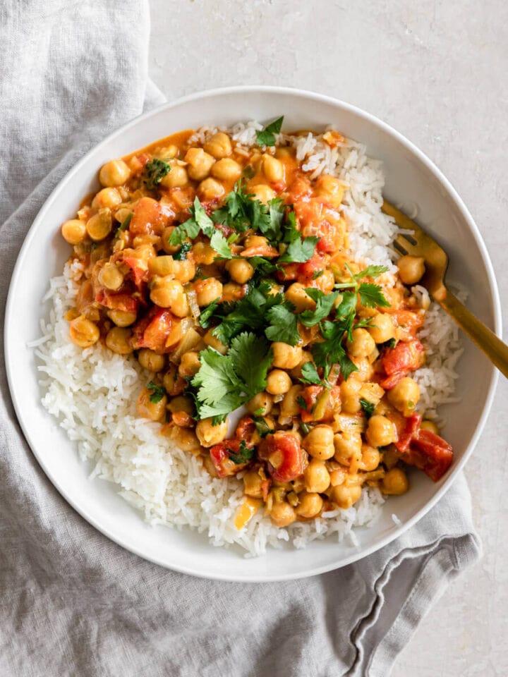 Coconut Chickpea Curry (30 Minutes, Vegan) - Real + Vibrant